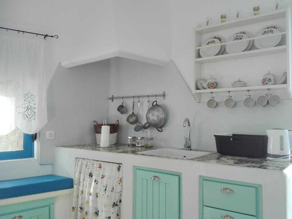 Tilos Island House Megalon Chorion  ภายนอก รูปภาพ