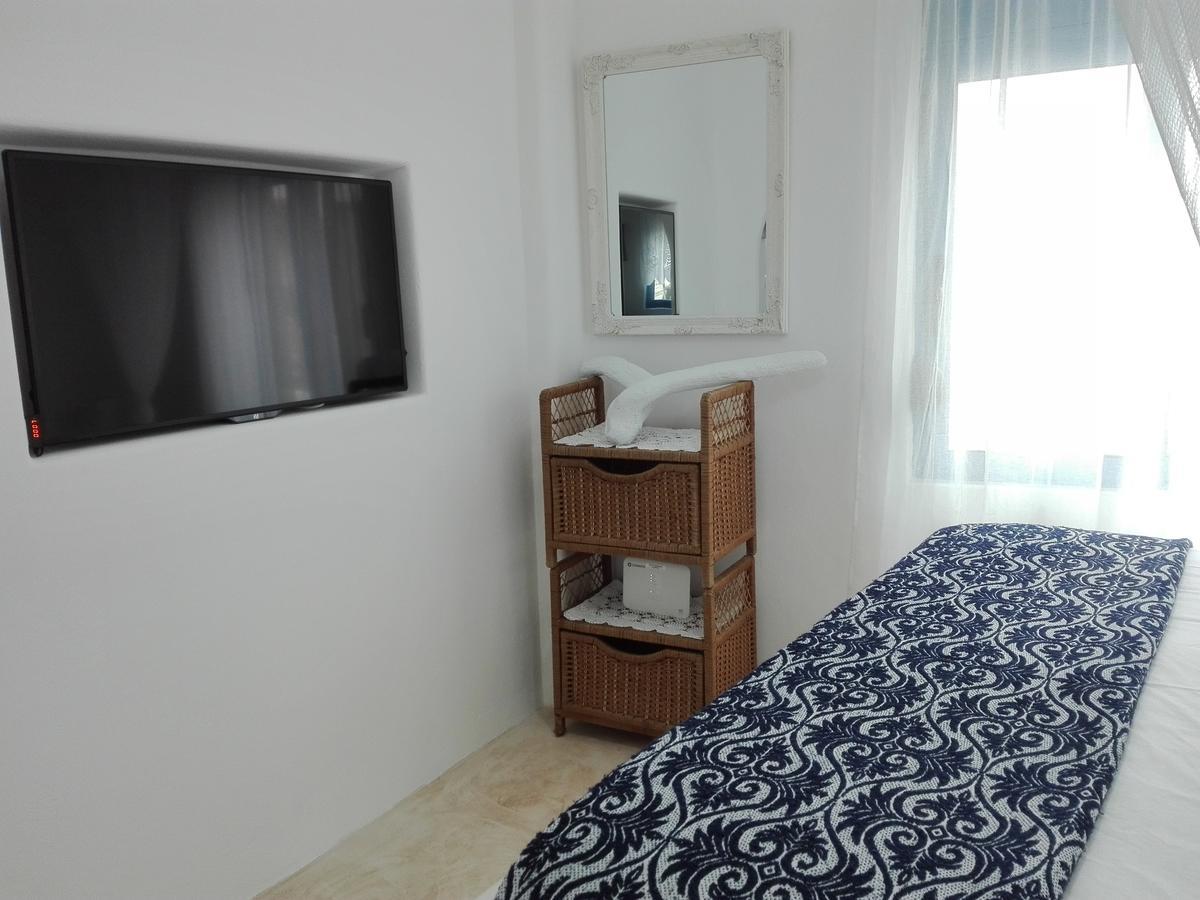 Tilos Island House Megalon Chorion  ภายนอก รูปภาพ